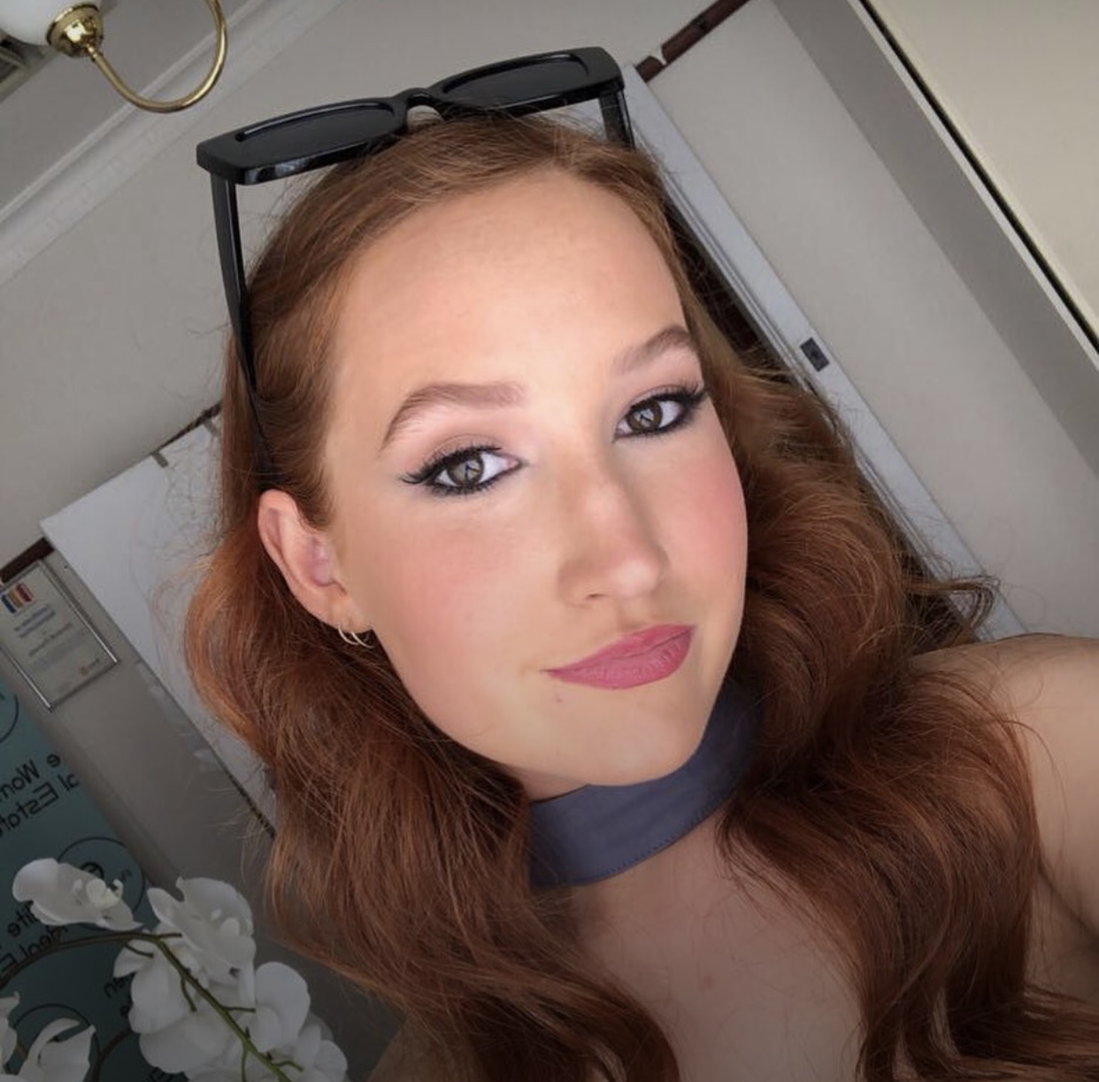 8586E679-3C8B-4F79-AE35-1E5B2779DD8E